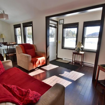 Emme Chalets Sainte-Lucie-de-Doncaster Экстерьер фото